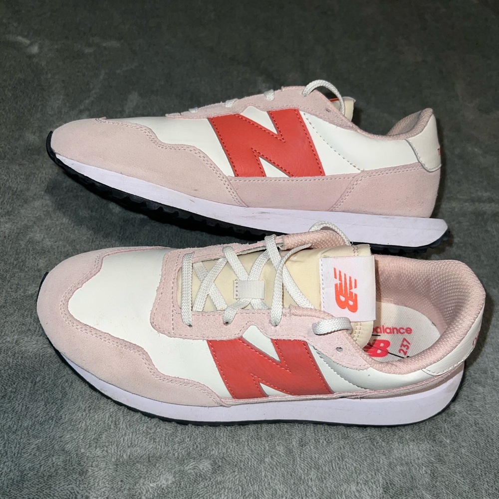 New Balance 237 - EUC size 7